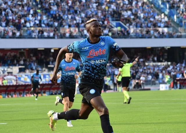 勇士不断突破！，德罗巴连续五场比赛得分超过出色发挥比赛高潮迭起的简单介绍-开云App